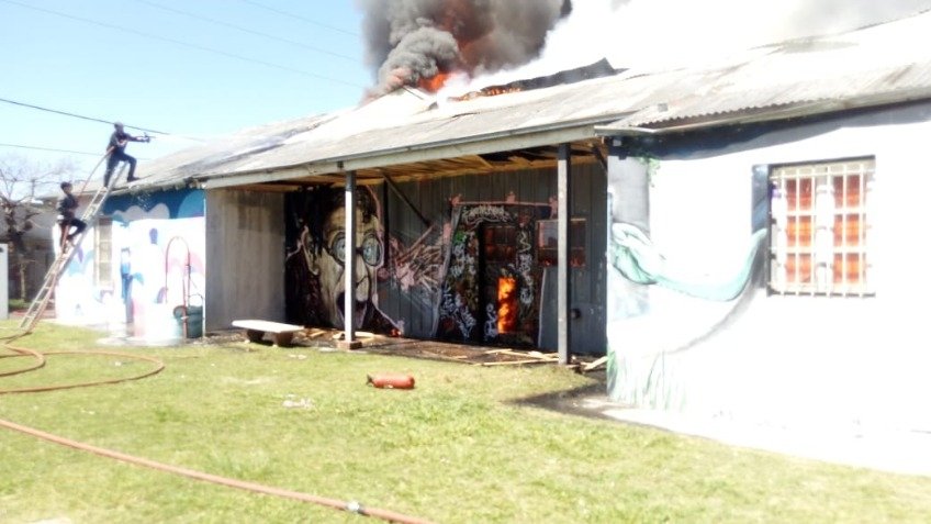 Gran incendio en la Ludoteca Municipal